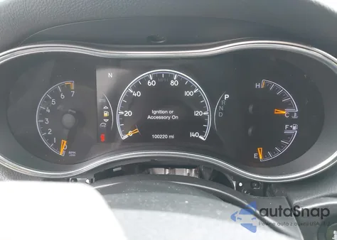 2018 Jeep Grand Cherokee Altitude 4X4 z USA, uszkodzony, nr VIN 1C4RJFAG7JC190530